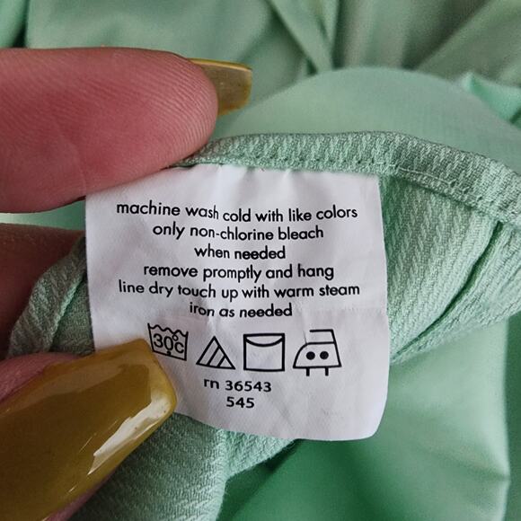 Calvin Klein Slim Fit Non-Iron Green Dress Shirt | Men's 34-35 - Picture 12 of 12